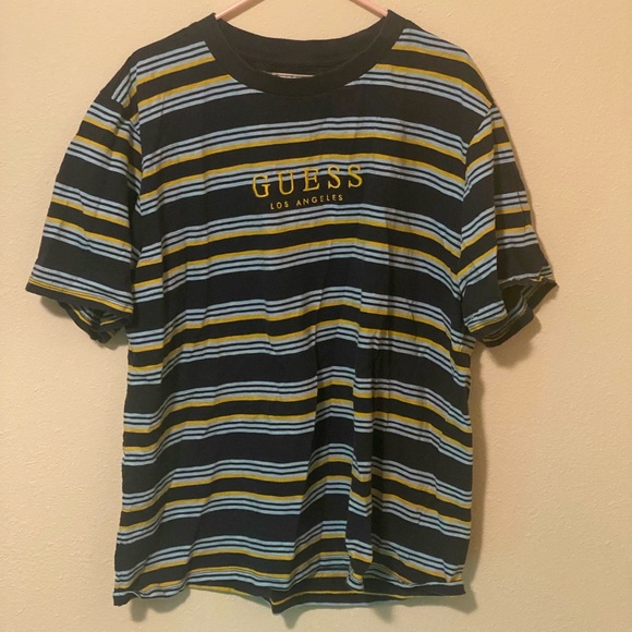 Guess shirt Bundle - Picture 3 of 16